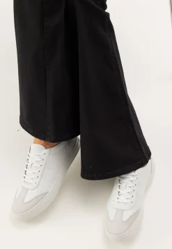 Cody Sneakers