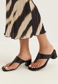 Evie Leather Sandal