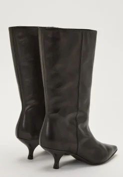 Heeled Mid Knee Leather Boot
