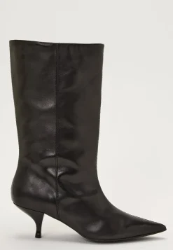 Heeled Mid Knee Leather Boot