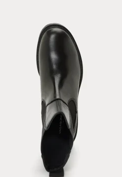 Kenova Chunky Boots