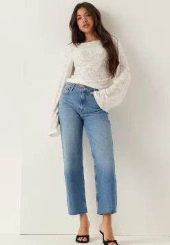 Linn High Straight Ankle Jeans