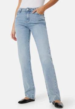 Pckelly Mid Waist Straight Jeans