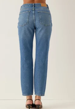 Slim Ankle Jeans