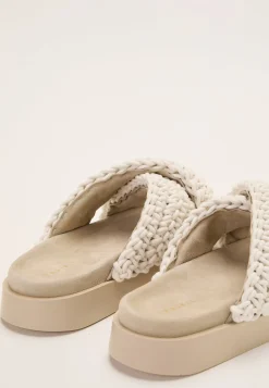 Slipper Woven