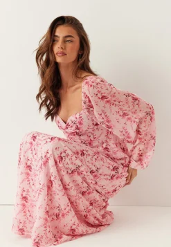 Twist Detail Maxi Dress