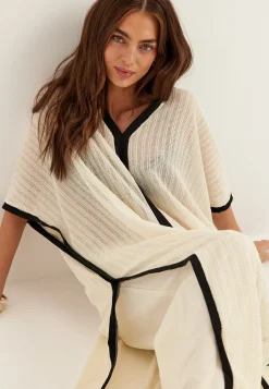 Vifabena V-neck Kimono