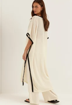Vifabena V-neck Kimono