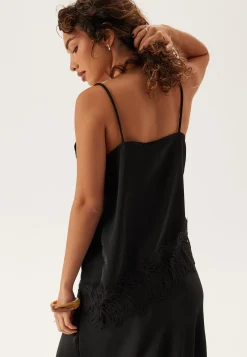 Vilea Strap Top